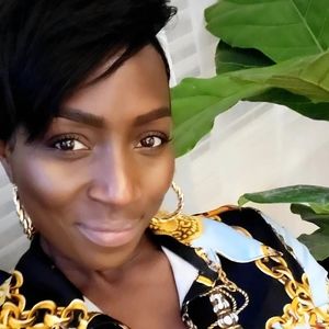 Meet your Posher, Asha